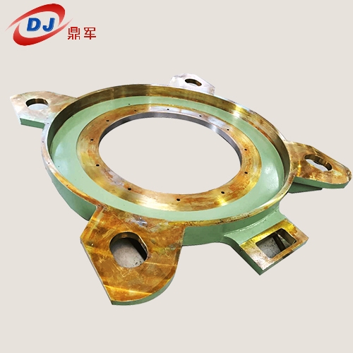 Vertical turning processing cylinder end cover